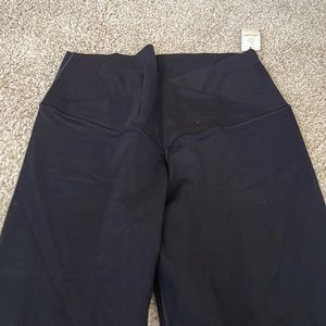 Black high waisted cross over leggings